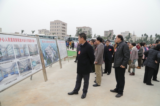 政协代表对我院新院建设充满期待（黄?蜕悖?